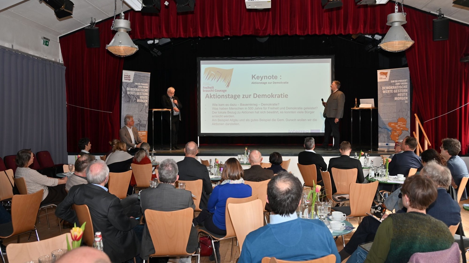 
                        
                            Demokratie gestern, heute, morgen: COURAGE-Symposium zieht Bilanz zum Bauernkriegs-Gedenkjahr
                        
                        