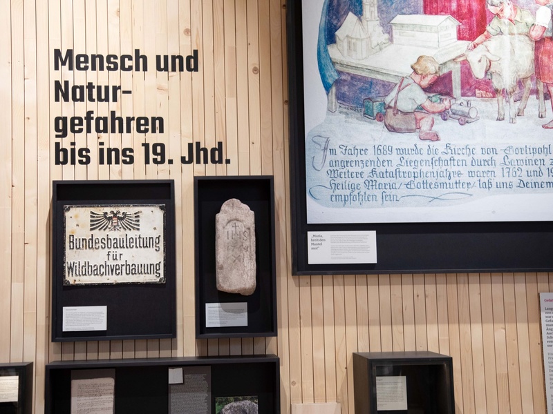 
                                    
                                        Aktionszentrum Naturgefahren Montafon
                                    
                                    