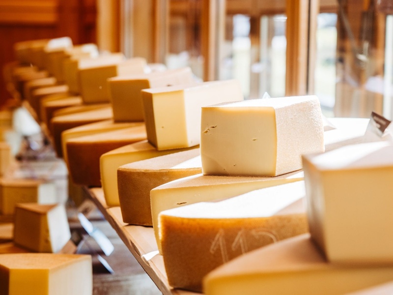 
                                            
                                                Käse, Holz und mehr in Schwarzenberg
                                            
                                            