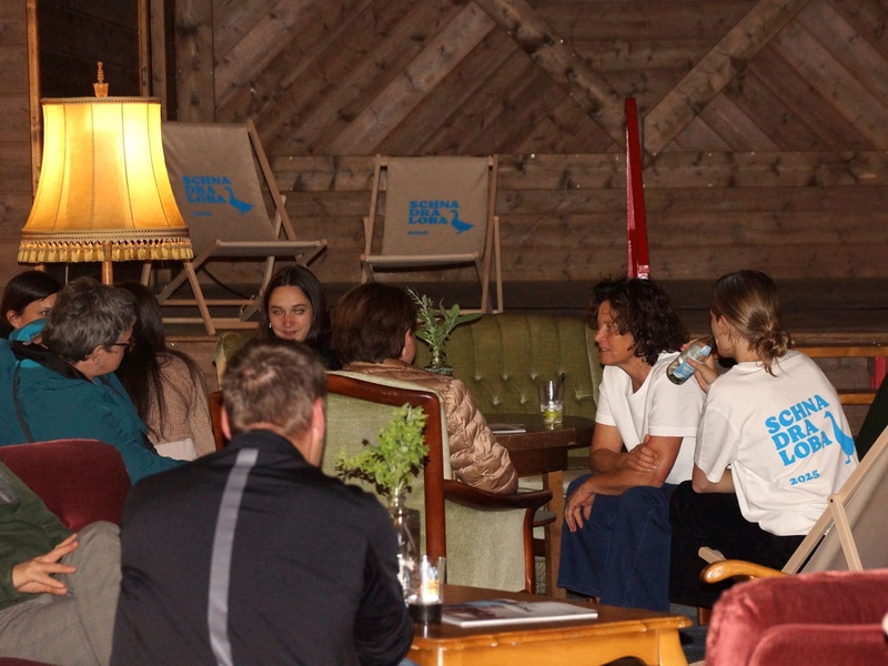 
                                    
                                        Arbeiten in der Region
                                    
                                    