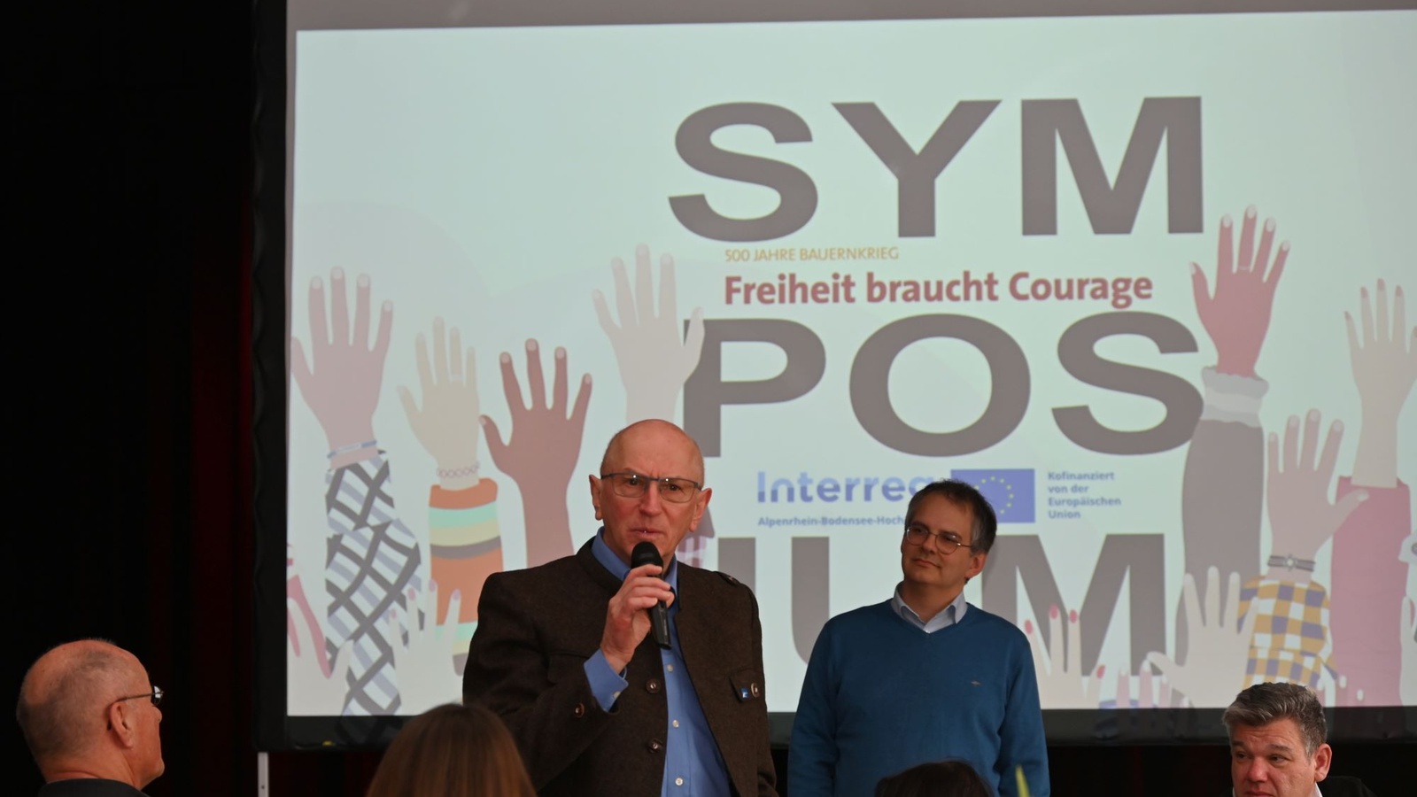 
                        
                            Demokratie gestern, heute, morgen: COURAGE-Symposium zieht Bilanz zum Bauernkriegs-Gedenkjahr
                        
                        