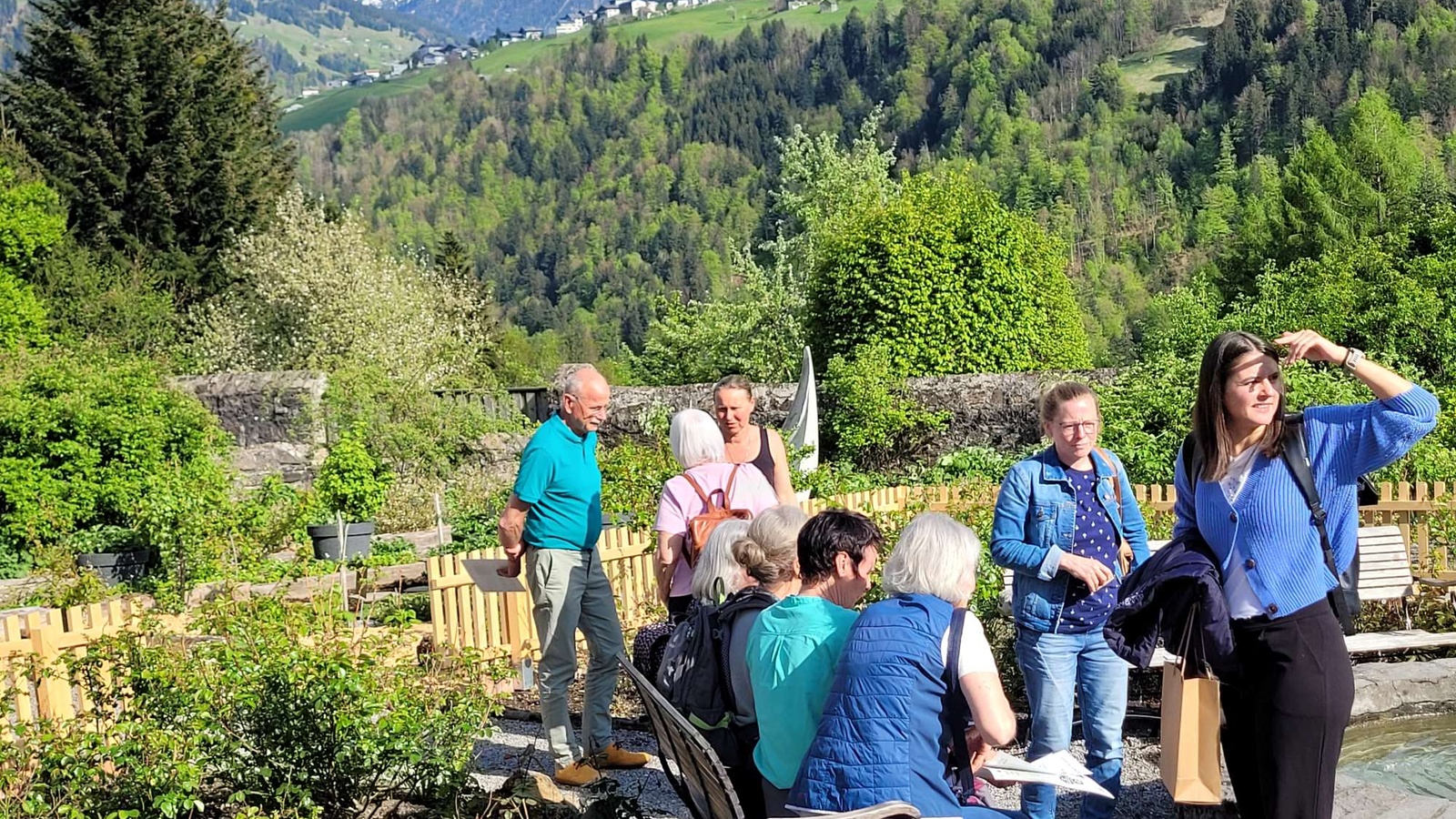 
                        
                            Gelungener Auftakt für die Rasenmäher-Ferien im Mai
                        
                        