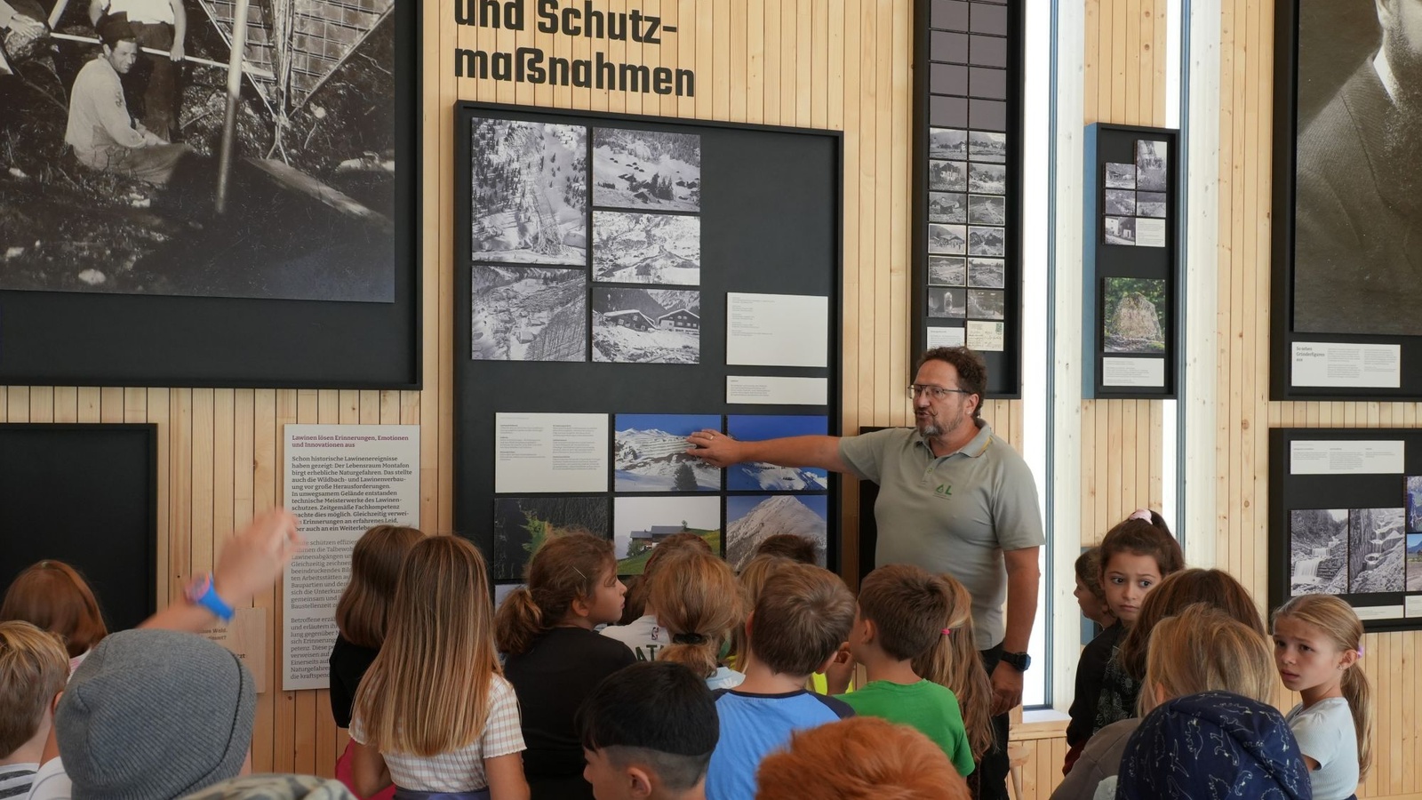 
                        
                            Aktionsraum Naturgefahren hautnah erleben
                        
                        