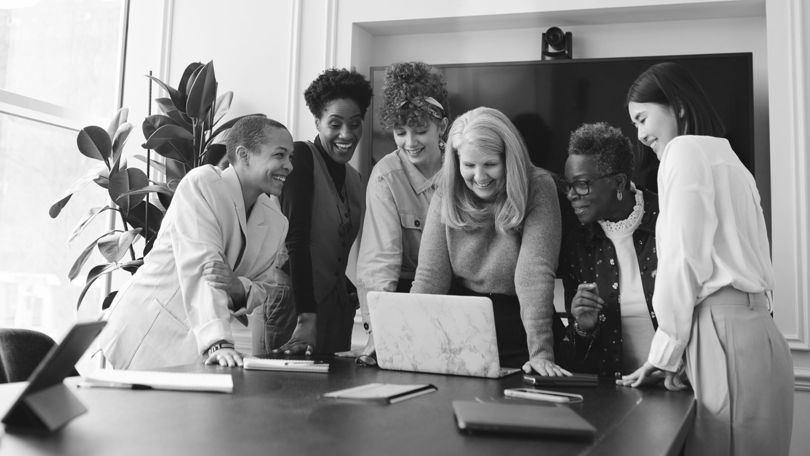 
                        
                            Mein Weg in den Arbeitsmarkt: Angebote für Frauen in Veränderungsprozessen
                        
                        