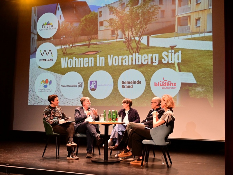 
                                            
                                                Symposium in Bludenz: Es braucht ein ganzes Dorf, um in Würde älter zu werden
                                            
                                            