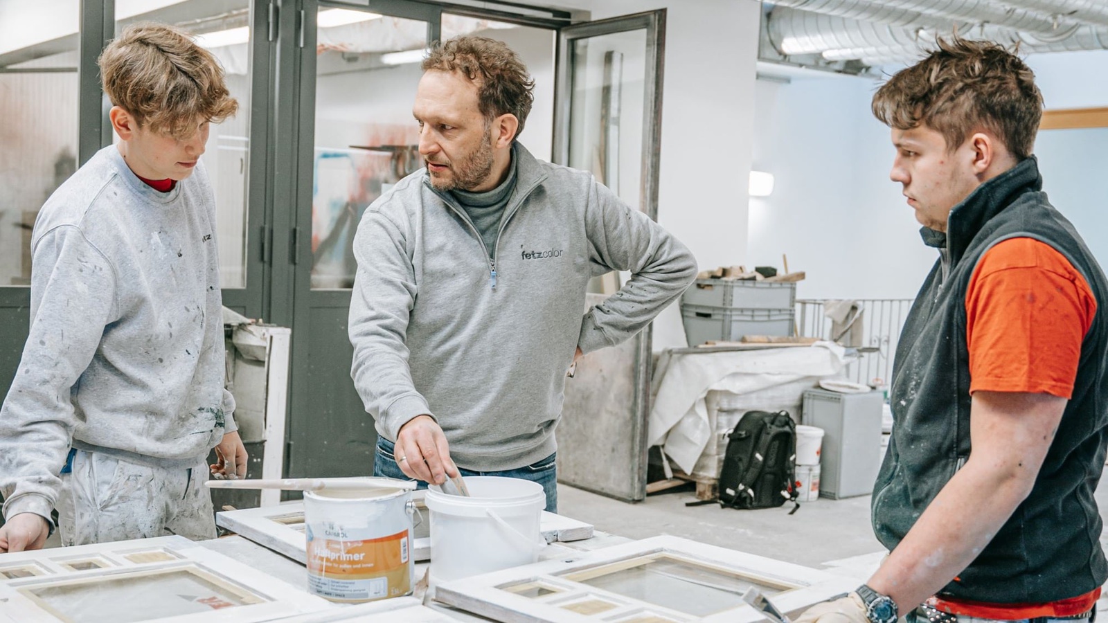 Die Ausstellung "LUOG!" im Werkraumhaus zeigt ab dem 7. Oktober junges Handwerk im Bregenzerwald. Foto: Pia Berchtold für den Werkraum Bregenzerwald
