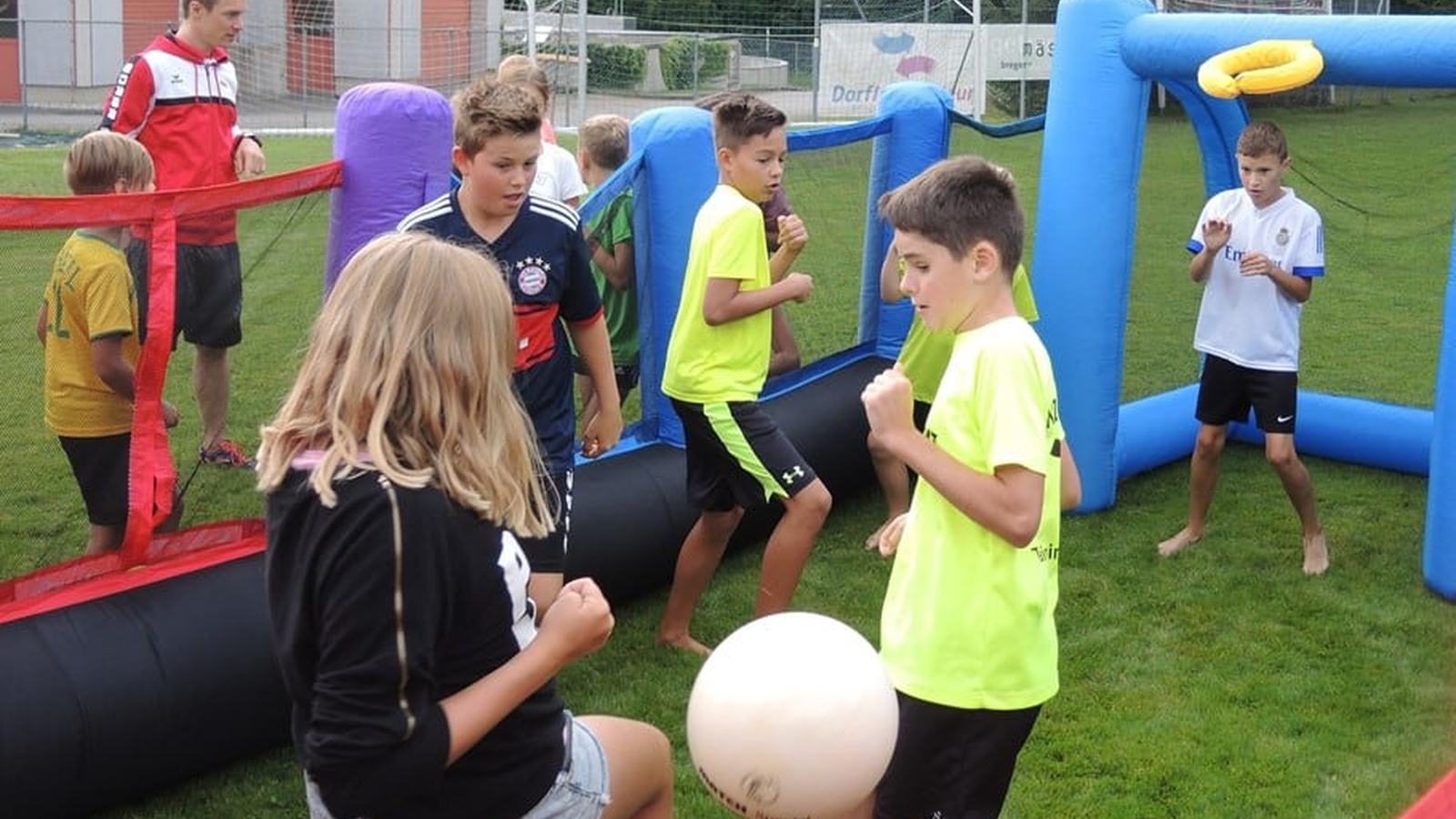 Spiel, Spaß und Bewegung beim Magic Sommer in Langen. Foto: Bernd Natter