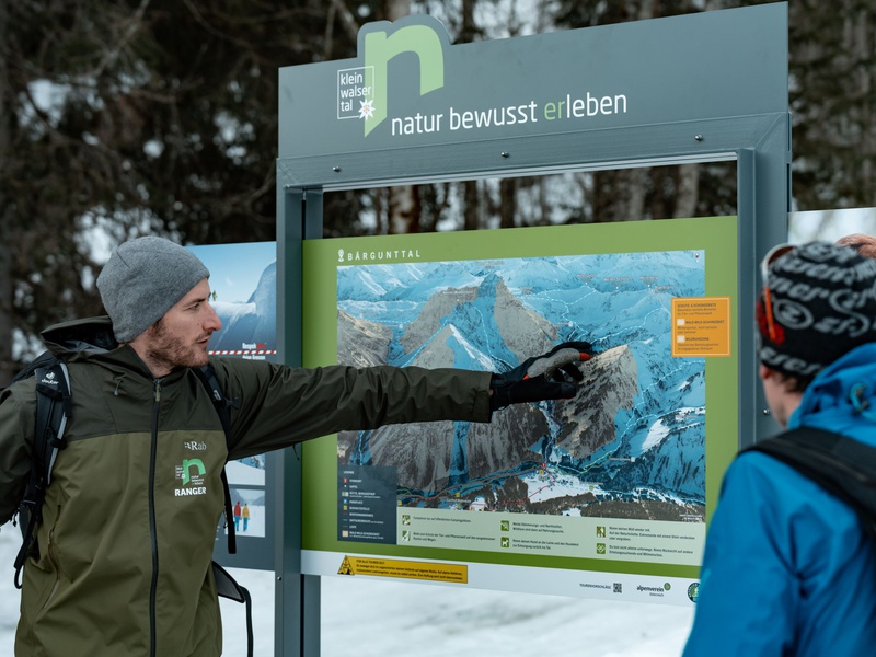 Die Koordination von Lenkungs- und Vermittlungsmaßnahmen im Kleinwalsertal ist ein Schwerpunkt der neuen Koordinationsstelle. Foto: Basti Heckl