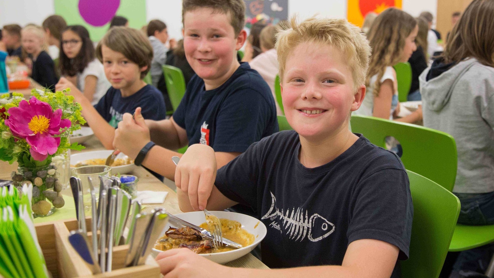 Ab November 2023 versorgt bereits die dritte Schulküche Kinder im Vorderwald mit gesundem, regionalem Essen. Foto: Anastasia Gerasimova