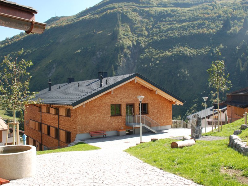 Kulisse Pfarrhof Damüls